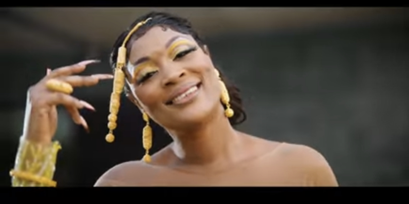 «Bokk lalé»: Le nouveau hit de Titi qui fait des ravages sur les réseaux sociaux