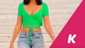 ( 04 Photos) – Dioumbakh out et poitrine à l&rsquo;air: Queen Bizz toute chic, affole les internautes.