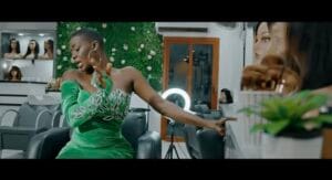 (Clip officiel) – Myrma dévoile son clip « confidence » et lance des piques à Baba Hamdy.