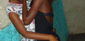 Cité Mixta : Sept leꞩbiennes filmées en pleine p@rtouze