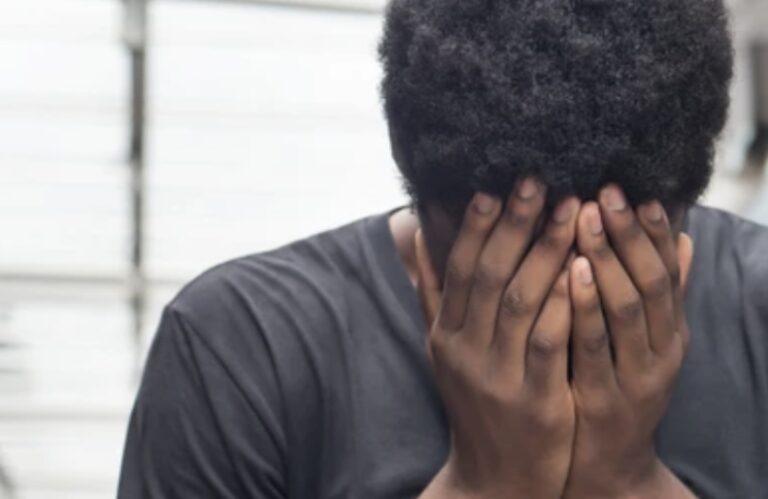 Kawtef: Après 1 an de mariage, il engrosse sa femme et sa petite amie de 4 mois de relation.