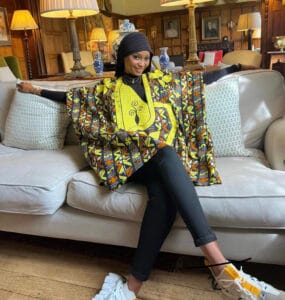 (04 photos) : Stylée,  Fah Aïdara dépose ses valises en Angleterre et au Royaume Uni