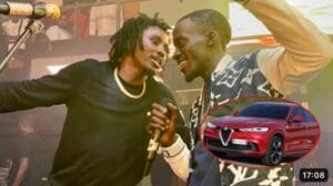 (Vidéo) – Bambaly surprend Waly sur sa scène et ils font un duo exceptionnel : «May guama auto»