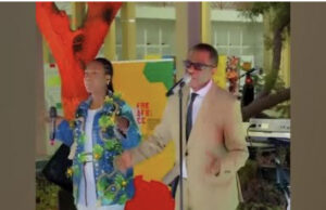 (Vidéo) : « Seven Second », le duo explosif de  Youssou Ndour Amira Abed touche les mélomanes