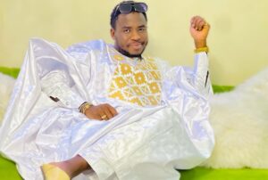 (Photos): En grand boubou blanc, Sidy Diop en «super ndanane»