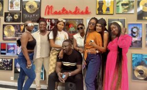 Musique: La team Efor à Masterdisk pour la finalisation de l’inédit album.