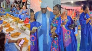 (Vidéo) – Mariage des filles de Mbackyou Faye: Regardez leur incroyable Henné Time. Du jamais vu !