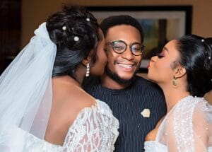 (Photos)- Les images exclusives du mariage des deux filles de Mackiyou Faye au King Fahd
