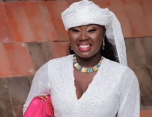 (Photos) : Sokhna Bator rayonnante en blanc