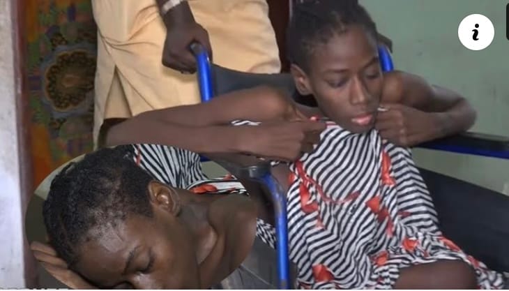 (Vidéo) – « Dimbeuli lénma ma weur, soneu na trop… », Mame Diarra Bousso inconsolable.