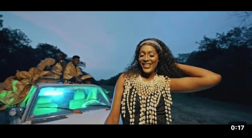 (Teaser) – Le groupe Akhlou Brick excite ses fans avec l’annonce du prochain clip, « Hun ».