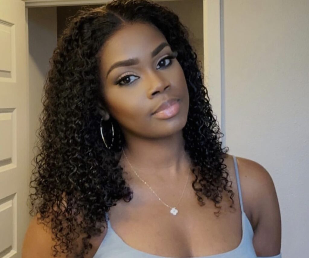 (2) Photos: Gaelle alias Anna, l&rsquo;éclat post-mariage