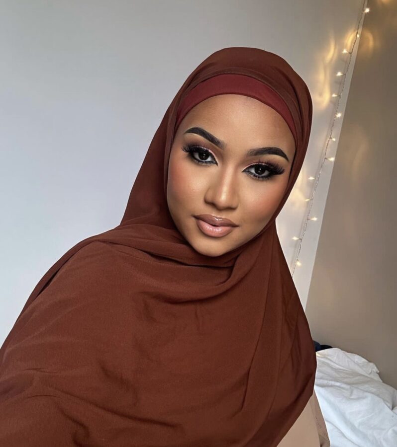 (2) Photos : La sublime Faynara splendide en mode hijab