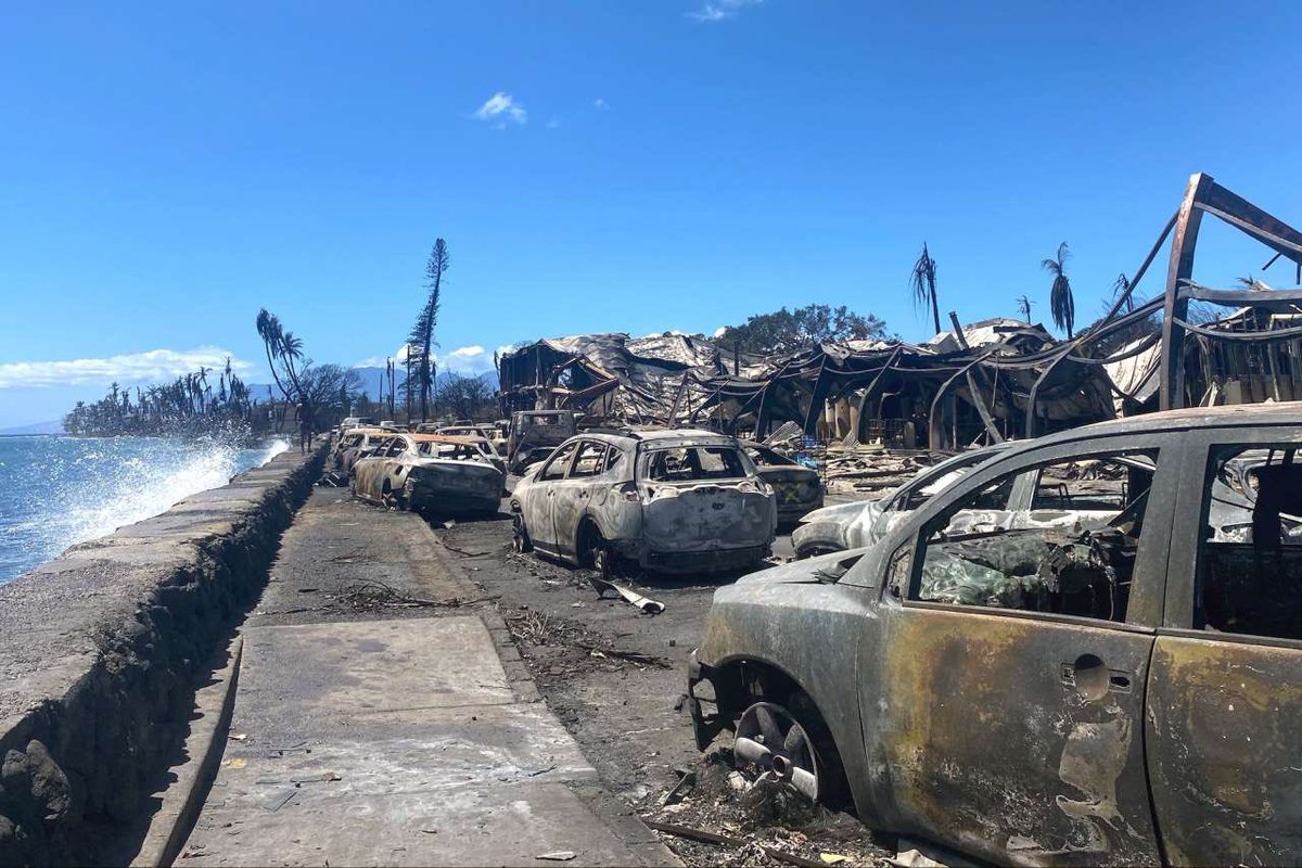(2) Photos : Tragédie à Maui, l’île d’Hawaï ravagée par les flammes
