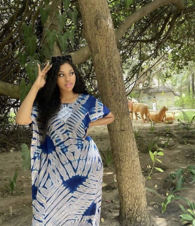 (3) Photos: Diarietou Sow, éblouissante actrice de la série