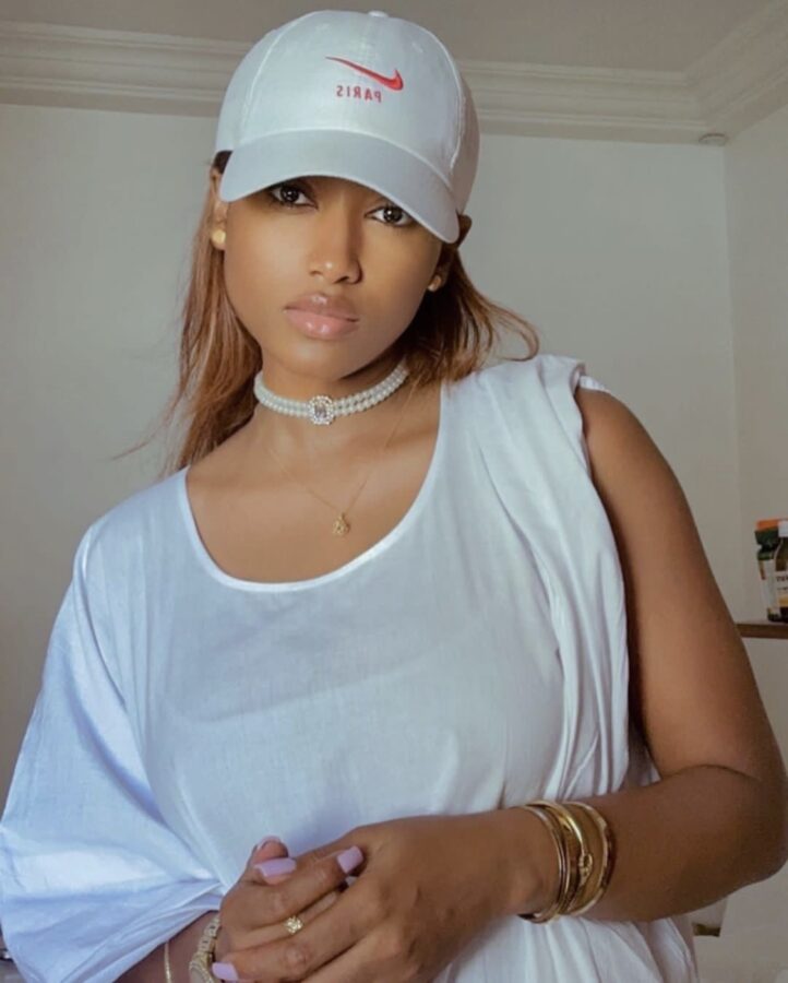 (3) Photos : Eva de « Une femme, un mari » illumine le Magal Touba