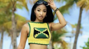(4) Photos : L&rsquo;élégance en maille, sublime tendance des maillots de bain en laine tricotée