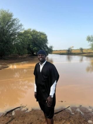 (5) Photos - Ngagne Demba Touré quitte le Sénégal : Un exil pour la résistance