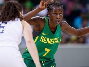 Basket : La Lionne Fatou Dieng prend sa retraite