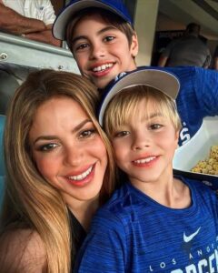 Shakira : moments tendres partagés avec ses deux garçons 💙 🥰