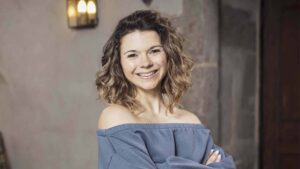 Vidéo : Juju Fitcats, de YouTube à M6, prend les rênes de La France a un incroyable talent après son triomphe dans Les Traîtres
