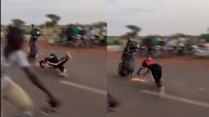 Encore un acte d&rsquo;indiscipline sur la route : regardez, ce motocycliste a failli écraser des enfants