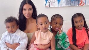 Kim Kardashian révèle ce qu’elle dira à ses enfants quand ils verront sa sext@pe
