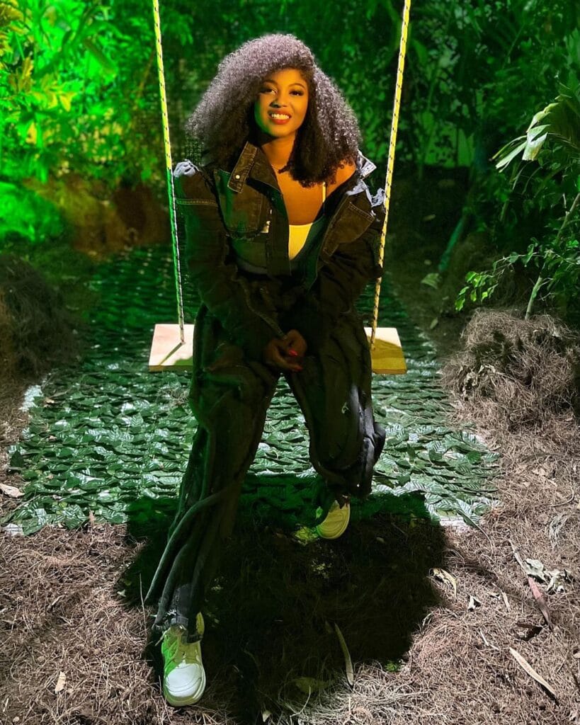 Gën Leen Paré atteint 10 millions de vues, Mia aux anges