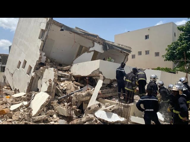 Mbao : Un bâtiment s’effondre, quatre personnes piégées à l’intérieur