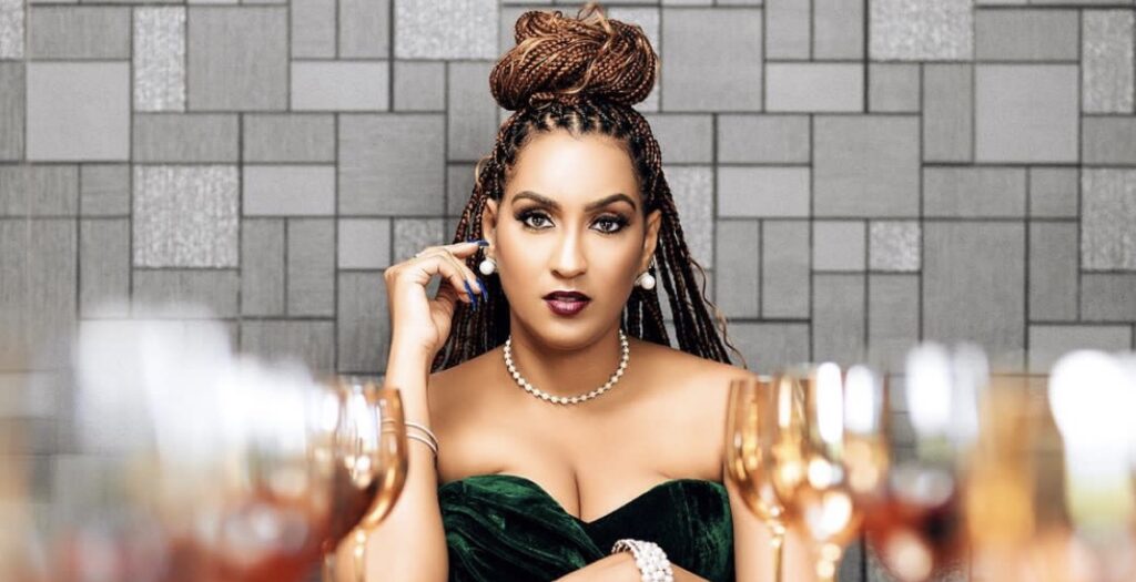 (3) Photos : Juliet Ibrahim, une séduction à l&rsquo;état pur capturée en images
