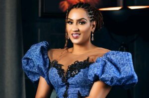 (3) Photos : Juliet Ibrahima, Étoile Ghanéenne qui Brille à Hollywood