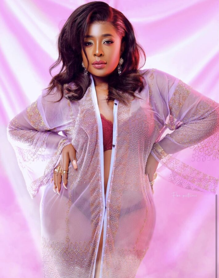 (3) Photos: Rachel Nkontieu, éblouissante en nuisette, fête ses 42 ans avec un style inégalé