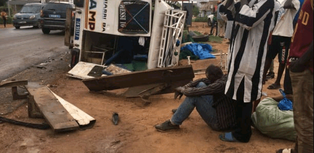 Un car » Ndiaga ndiaye » se renverse, 15 blessés graves