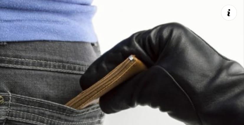 Kawtef – Hotel Pullman: Il ramasse le portefeuille d’un Ghanéen et en tire 300 euros…