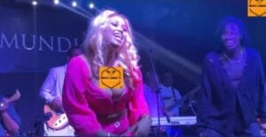(Vidéo) – Wén en l’air, leumbeul hot : Ndeye Ndiaye Banaya fait rêver les hommes.