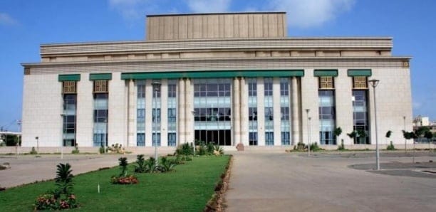 Grand Théâtre: La direction annonce une mauvaise nouvelle aux artistes.