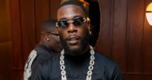 Burna Boy, le chanteur nigérian, provoque un tollé en Ouganda avec sa demande de cachet astronomique