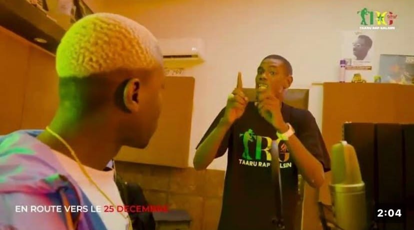 (Vidéo) – Son nom cité dans un clash: Djiby Seye débarque au studio de Ngaaka Blindé.