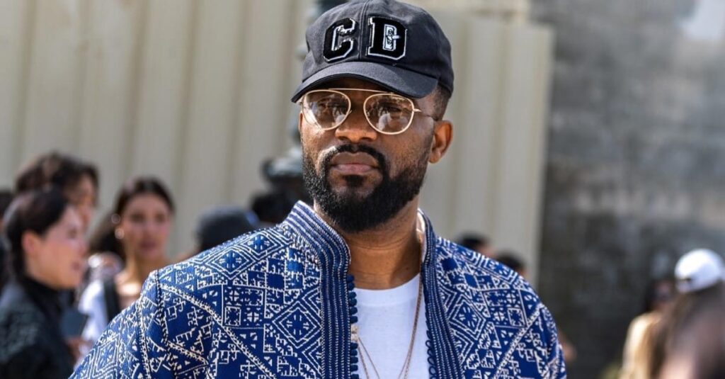 Fally Ipupa, la star de la Rumba congolaise, fait sensation au défilé de Christian Dior en France