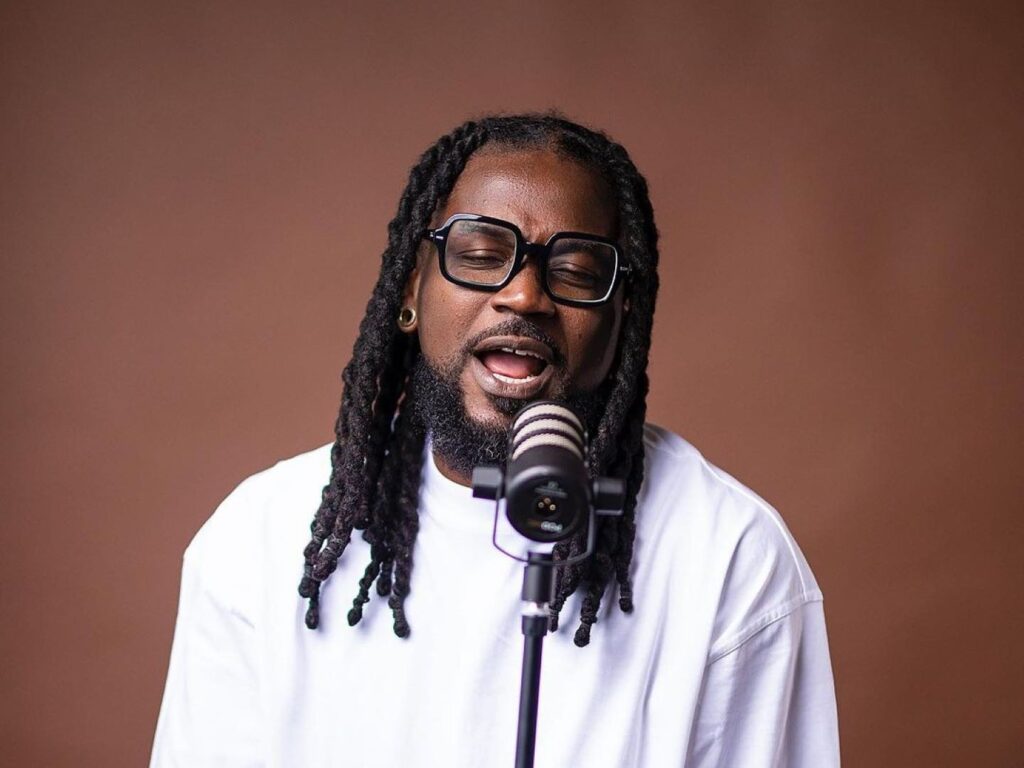 Feud musicale au Ghana : Samini exige des excuses publiques de Sarkodie pour un comportement jugé inapproprié