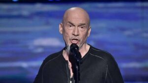 Florent Pagny: Pourquoi il ne boit jamais d&rsquo;eau sur scène malgré son combat contre le cancer