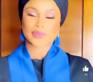 (Vidéo) : Marichou séduisante dans un look très décent