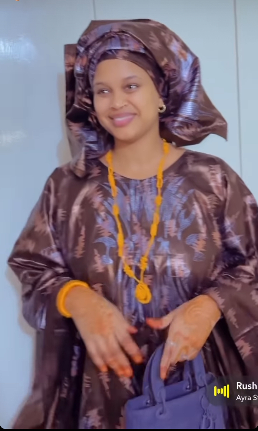 (03 photos) : Marie Louise Diaw pimpante en tenue Hal pular