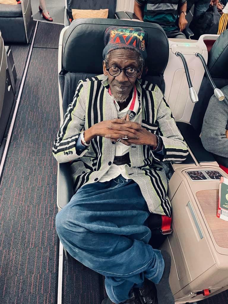 Arrêt sur image – Cheikh Lo, le festival en Turquie, le style unique