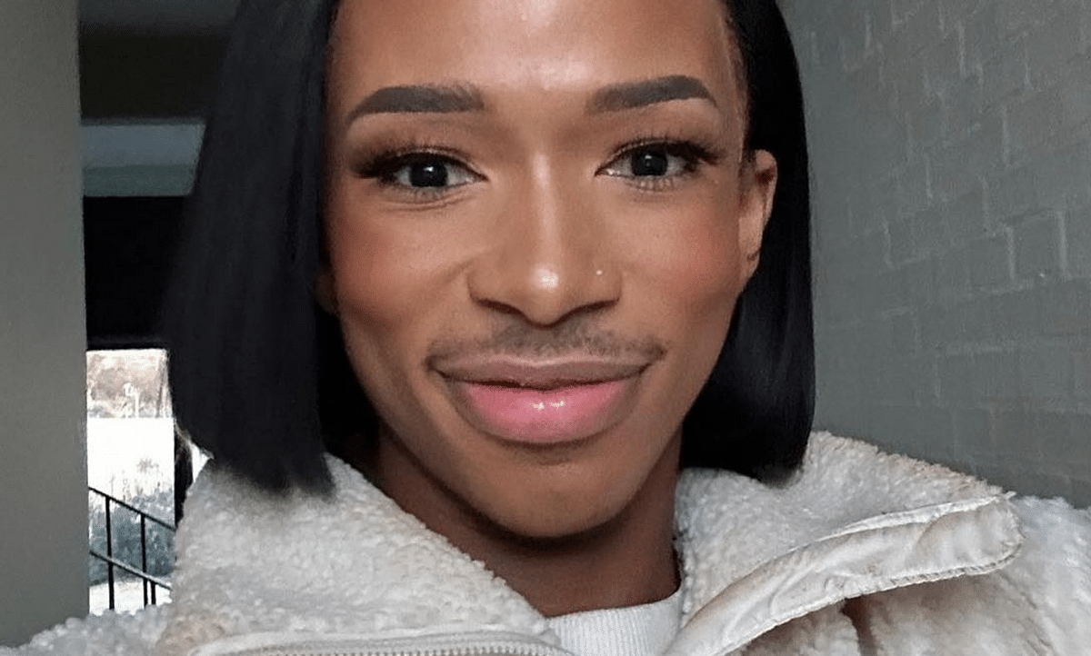 Lasizwe Dambuza, polémique aux DStv Content Creator Awards en Afrique du Sud avec sa tenue audacieuse