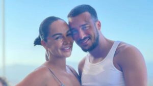 Photo: Jazz Correia, enceinte et dans le tourbillon des émotions, répond sans tabou aux questions de ses fans