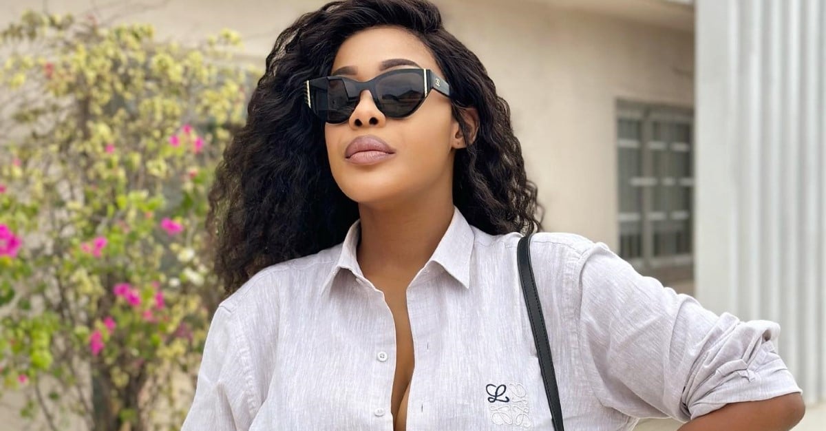 Polémique vestimentaire en Côte d&rsquo;Ivoire : Carmen Sama épinglée par Emmanuelle Keita