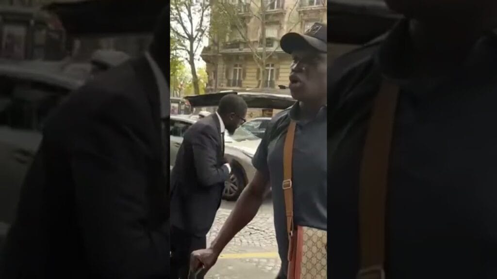 France : invité par Astou Mbaye, Mor Thiam Guéwél joue les touristes