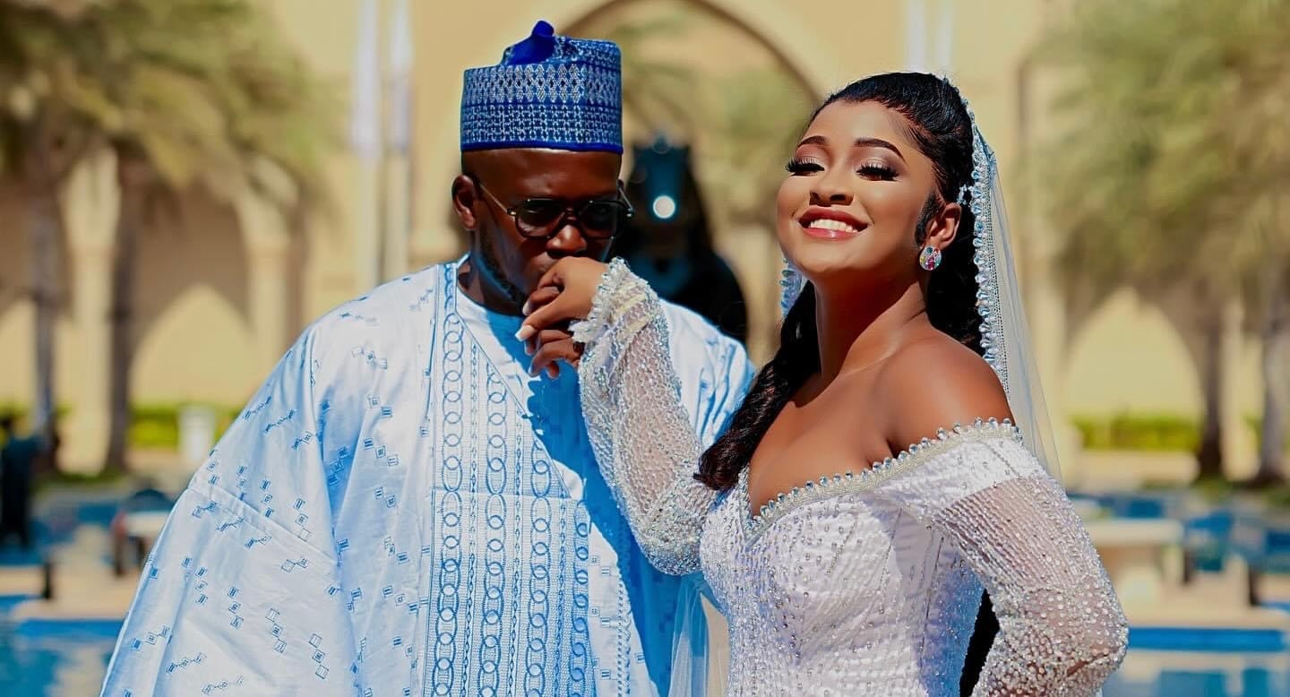 (06 Photos) – Aziz Ndiaye et Aïcha Rassoul: Le couple qui croque la vie à pleines dents à Dubaï.