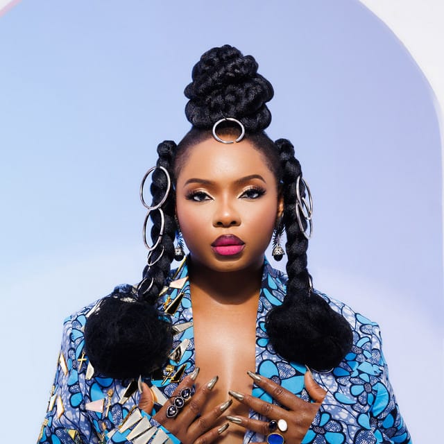 Yemi Alade se moque des femmes skinny : « Je ne suis pas membre de votre club »